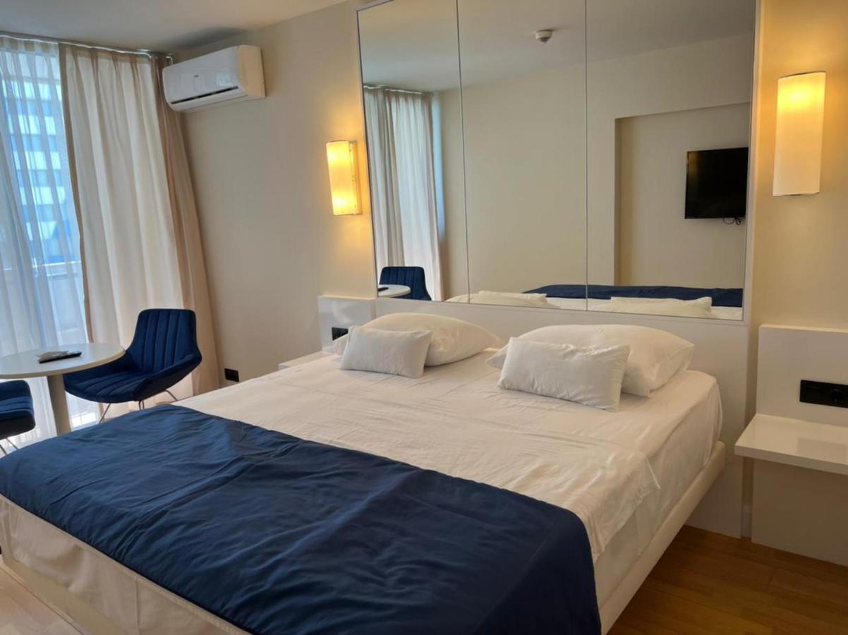 Orbi City Lux Apartment Batumi Eksteriør billede