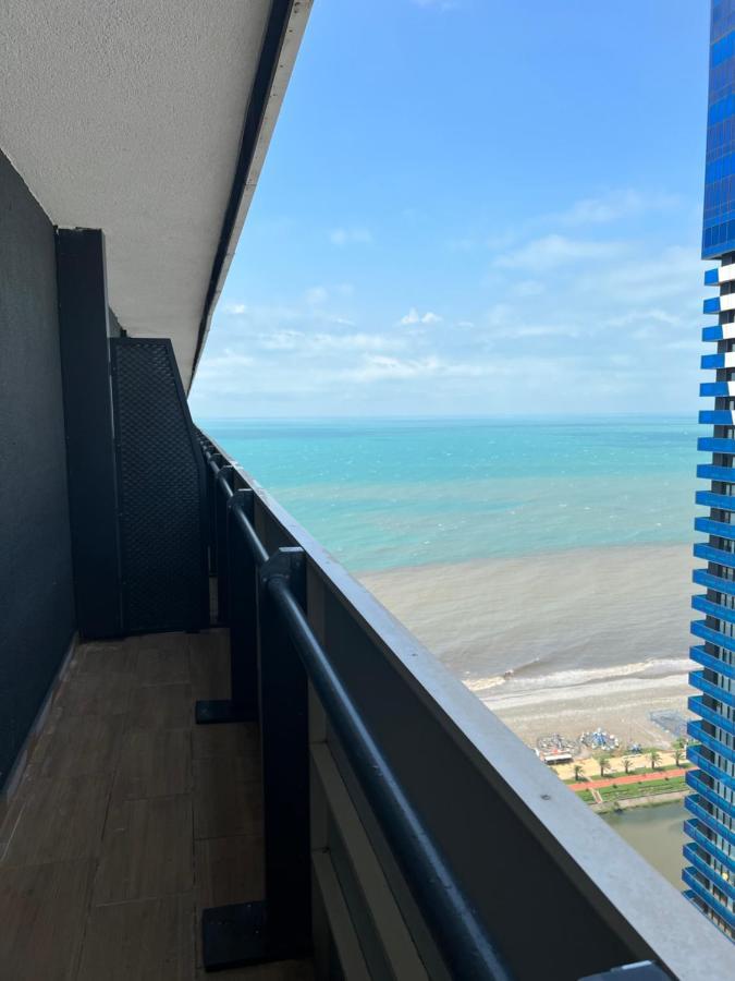 Orbi City Lux Apartment Batumi Eksteriør billede