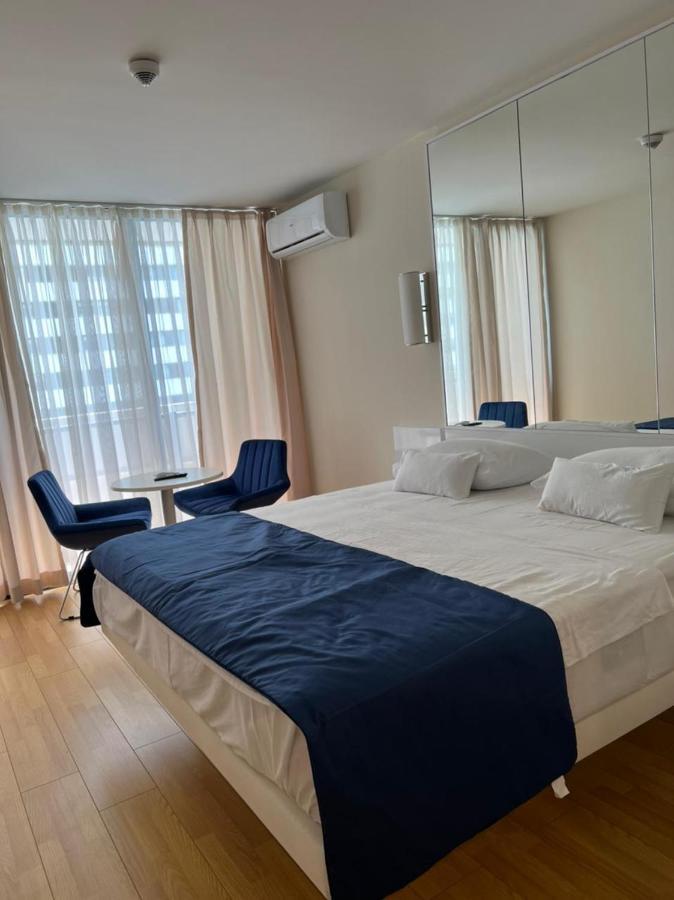 Orbi City Lux Apartment Batumi Eksteriør billede