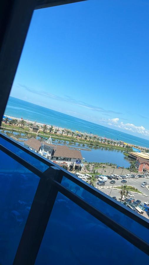 Orbi City Lux Apartment Batumi Eksteriør billede