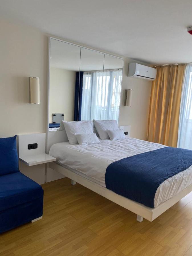 Orbi City Lux Apartment Batumi Eksteriør billede