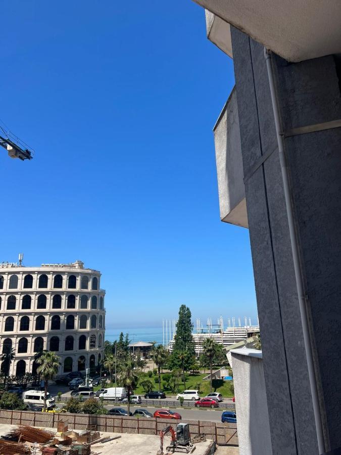 Orbi City Lux Apartment Batumi Eksteriør billede